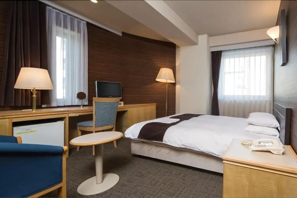 Urvest Hotel Kamata Tokyo 4*,