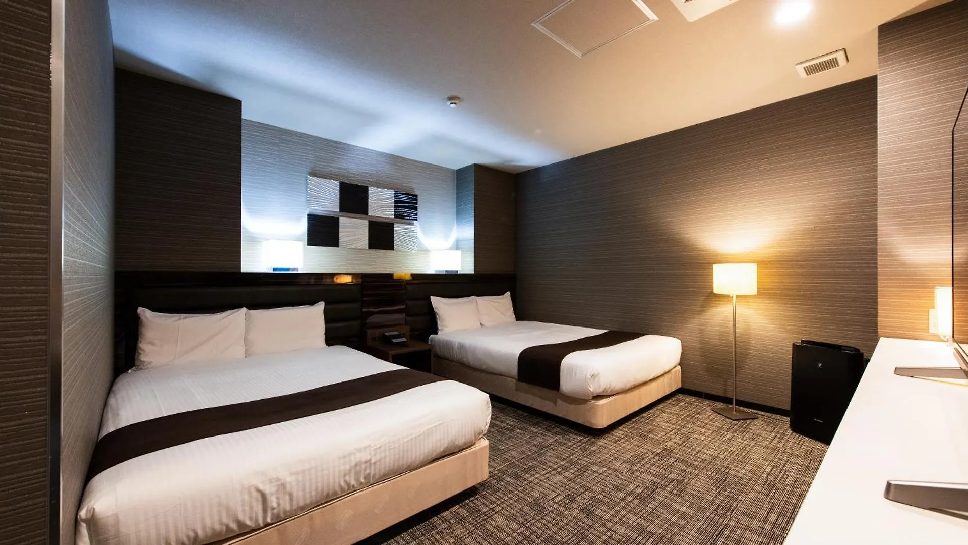 Urvest Hotel Kamata Tokyo 4*,  Japan